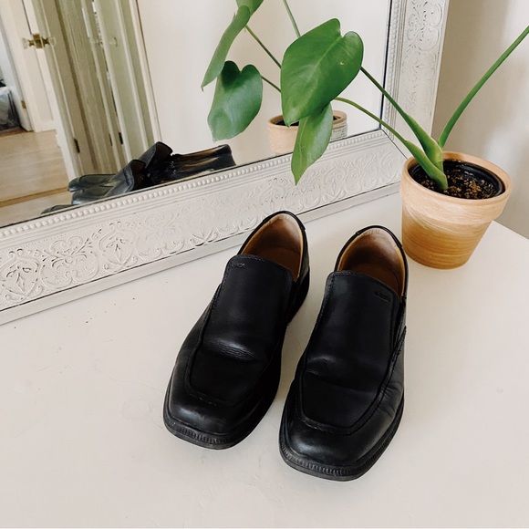 GEOX Black Leather Loafer - Picture 2 of 2